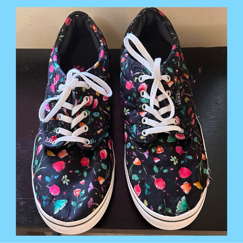 Vans Women's Floral Canvas Sneakers - Black and Pink